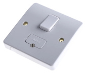 MK Electric K330 WHI одноклавішний вимикач з запобіжником, 13A