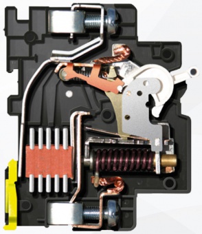 CBI QDC-1(13)-D-0,8A-U3-B1 гідромагнітний автоматичний вимикач, 0.8A, 125VDC