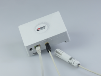 Comet PA8611  універсальний Ethernet-датчик для зовнішніх сенсорів температури та вологості